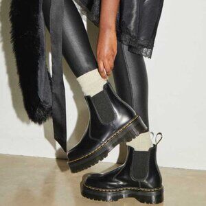 Dr. Martens - Chelsea Boots 6